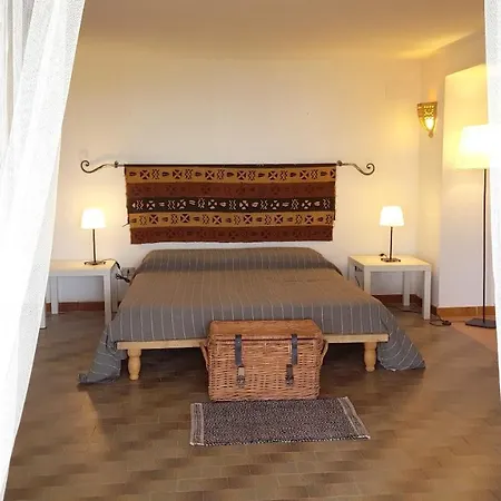 Apartment Contrada Lago 3 *